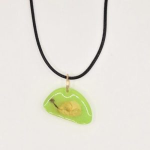 Handmade dry flowers resin necklace