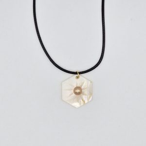 Handmade seashell Pendant Necklace