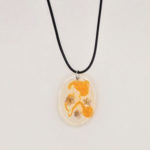 Handmade dry flowers resin necklace