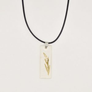 Handmade dry flowers resin necklace